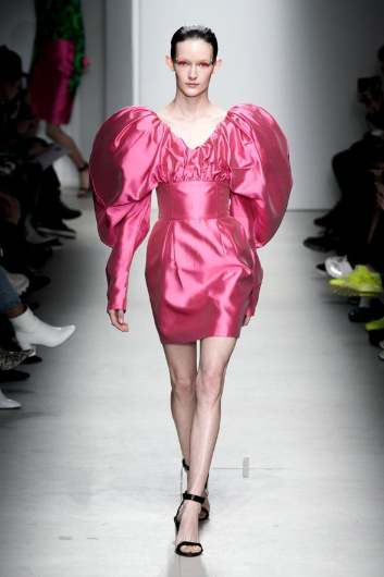 Fotoservizio/FW 20-21/WOMEN/SFILATA/ANNAKIKI/DP2/2