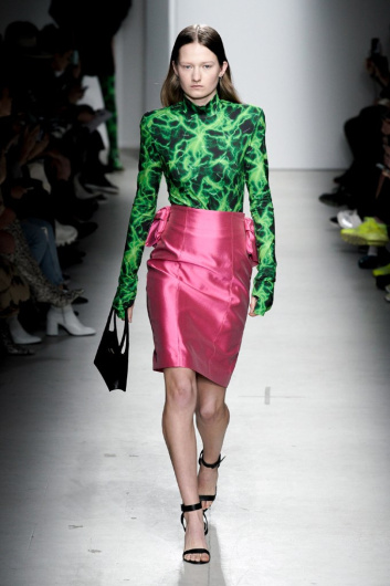 Fotoservizio/FW 20-21/WOMEN/SFILATA/ANNAKIKI/DP2/3