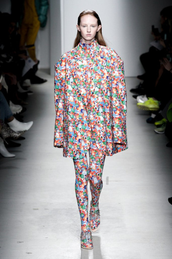 Fotoservizio/FW 20-21/WOMEN/SFILATA/ANNAKIKI/DP2/4