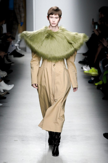 Fotoservizio/FW 20-21/WOMEN/SFILATA/ANNAKIKI/DP2/1