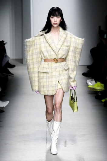 Fotoservizio/FW 20-21/WOMEN/SFILATA/ANNAKIKI/DP2/8