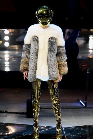 Fotoservizio/FW 20-21/WOMEN/SFILATA/PHILIPP PLEIN/DP2/2