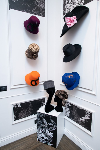 Fotoservizio/FW 20-21/WOMEN/PRESENTAZIONE/BORSALINO/DP2/30