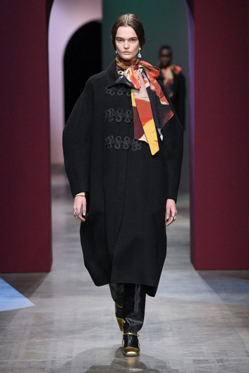 Fotoservizio/FW 20-21/WOMEN/SFILATA/PORTS 1961/DP2/1