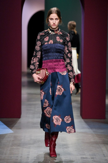 Fotoservizio/FW 20-21/WOMEN/SFILATA/PORTS 1961/DP2/11