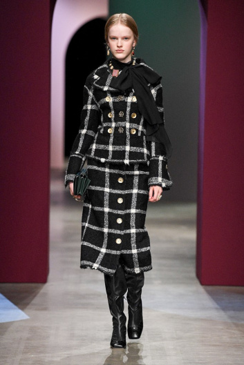 Fotoservizio/FW 20-21/WOMEN/SFILATA/PORTS 1961/DP2/6