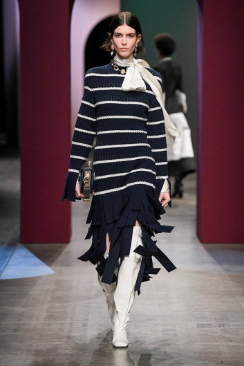 Fotoservizio/FW 20-21/WOMEN/SFILATA/PORTS 1961/DP2/5