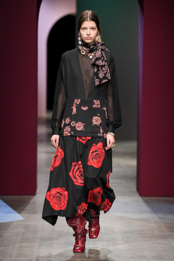 Fotoservizio/FW 20-21/WOMEN/SFILATA/PORTS 1961/DP2/0