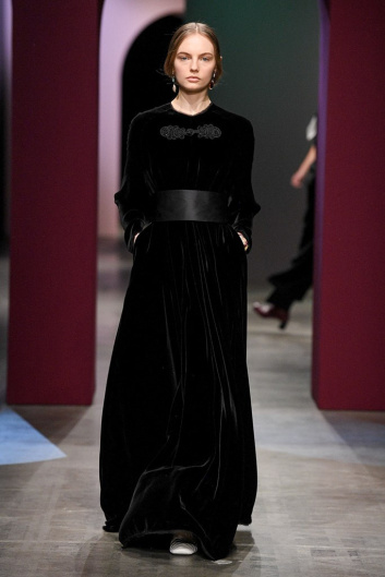 Fotoservizio/FW 20-21/WOMEN/SFILATA/PORTS 1961/DP2/4