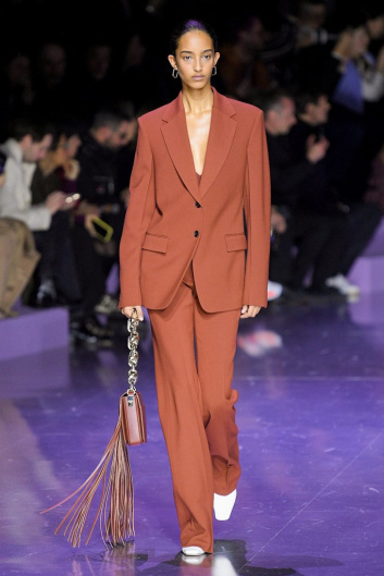 Fotoservizio/FW 20-21/WOMEN/SFILATA/BOSS/DP2/0