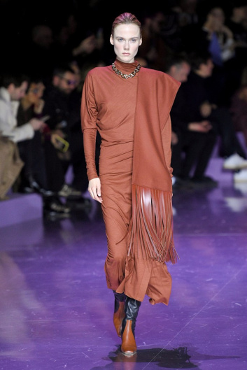 Fotoservizio/FW 20-21/WOMEN/SFILATA/BOSS/DP2/3