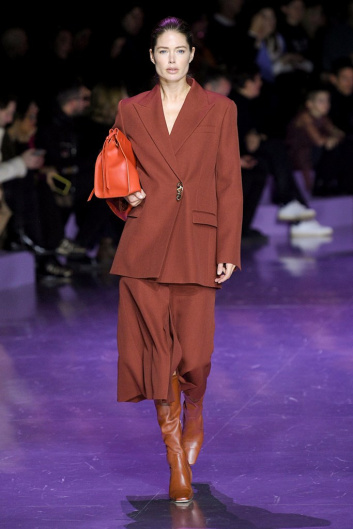 Fotoservizio/FW 20-21/WOMEN/SFILATA/BOSS/DP2/2