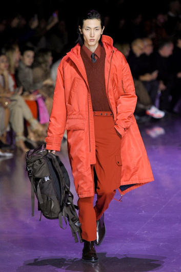 Fotoservizio/FW 20-21/WOMEN/SFILATA/BOSS/DP2/11