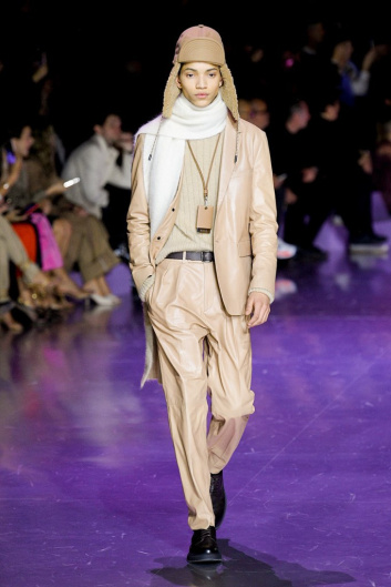 Fotoservizio/FW 20-21/WOMEN/SFILATA/BOSS/DP2/4