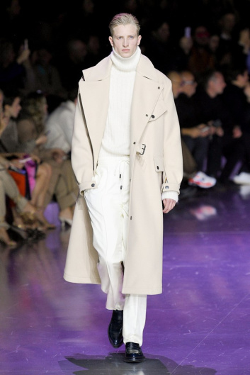 Fotoservizio/FW 20-21/WOMEN/SFILATA/BOSS/DP2/43