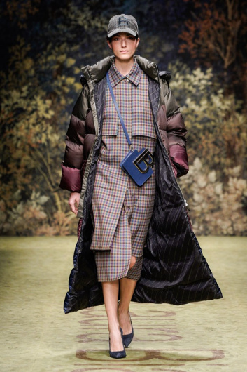 Fotoservizio/FW 20-21/WOMEN/SFILATA/LAURA BIAGIOTTI/DP2/1