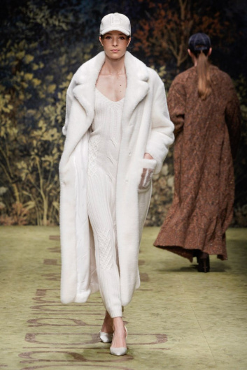 Fotoservizio/FW 20-21/WOMEN/SFILATA/LAURA BIAGIOTTI/DP2/14