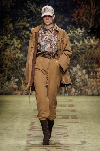 Fotoservizio/FW 20-21/WOMEN/SFILATA/LAURA BIAGIOTTI/DP2/15