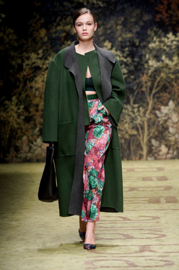 Fotoservizio/FW 20-21/WOMEN/SFILATA/LAURA BIAGIOTTI/DP2/3
