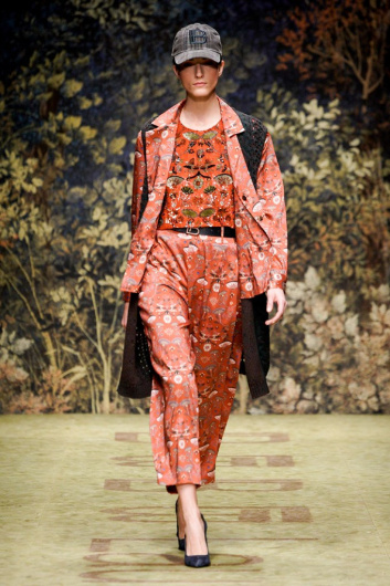 Fotoservizio/FW 20-21/WOMEN/SFILATA/LAURA BIAGIOTTI/DP2/10