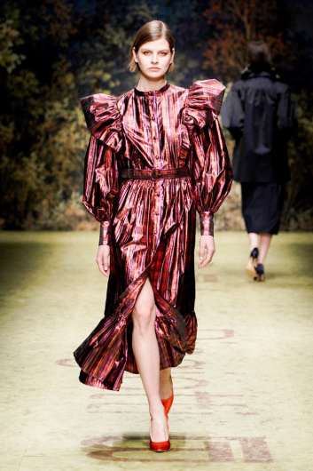 Fotoservizio/FW 20-21/WOMEN/SFILATA/LAURA BIAGIOTTI/DP2/9