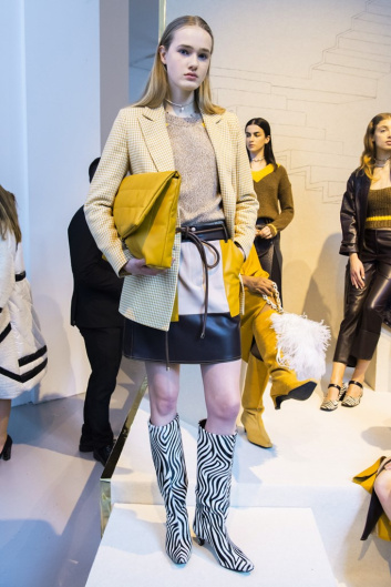 Fotoservizio/FW 20-21/WOMEN/PRESENTAZIONE/BEATRICE B/DP2/22