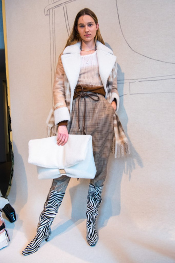Fotoservizio/FW 20-21/WOMEN/PRESENTAZIONE/BEATRICE B/DP2/19
