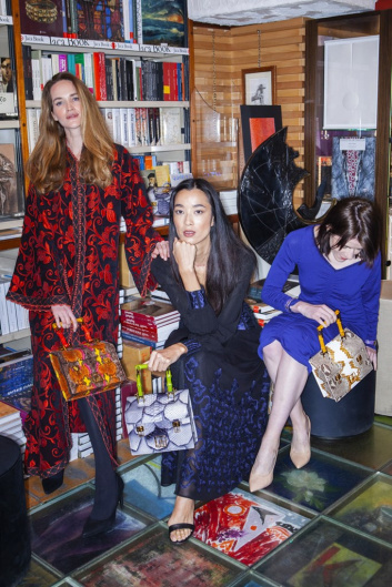 Fotoservizio/FW 20-21/WOMEN/PRESENTAZIONE/HUSSAIN HARBA/DP2/9
