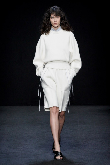 Fotoservizio/FW 20-21/WOMEN/SFILATA/SIMONA MARZIALI - MRZ/DP2/1