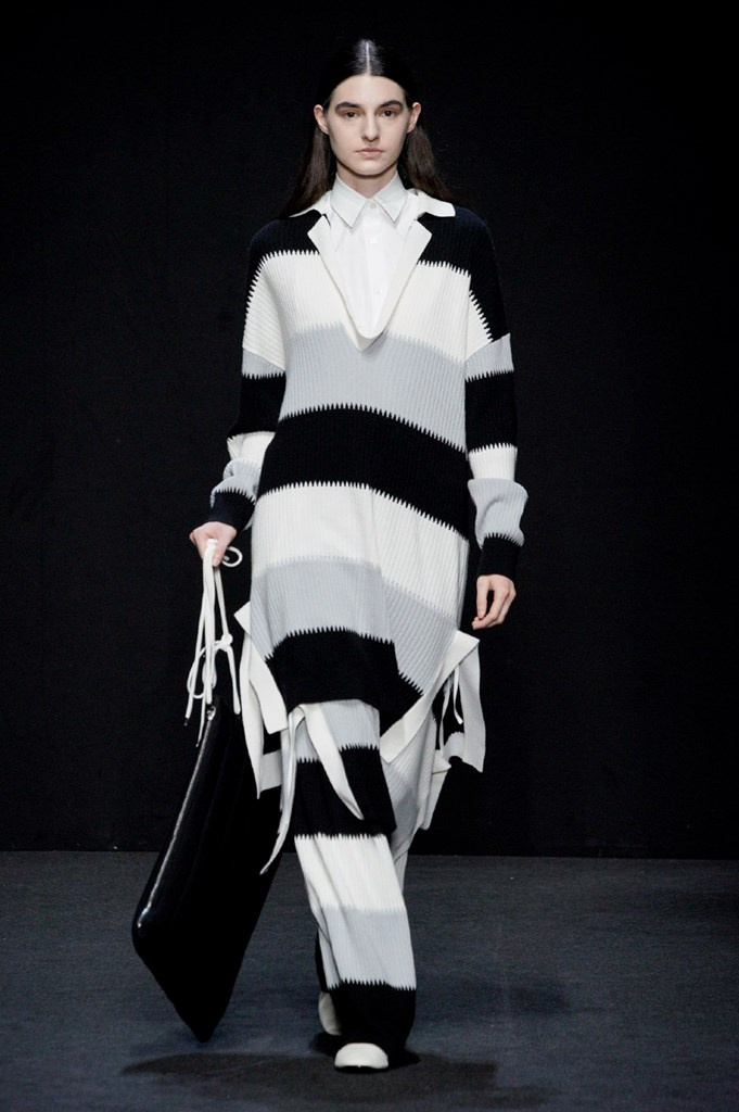 Fotoservizio/FW 20-21/WOMEN/SFILATA/SIMONA MARZIALI - MRZ/DP2/0