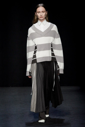 Fotoservizio/FW 20-21/WOMEN/SFILATA/SIMONA MARZIALI - MRZ/DP2/1