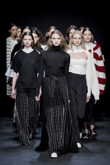Fotoservizio/FW 20-21/WOMEN/SFILATA/SIMONA MARZIALI - MRZ/DP2/0