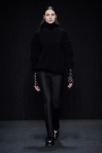 Fotoservizio/FW 20-21/WOMEN/SFILATA/SIMONA MARZIALI - MRZ/DP2/4