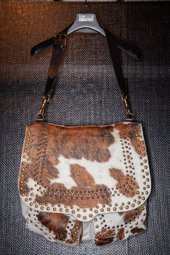 Fotoservizio/FW 20-21/WOMEN/APPUNTAMENTO/DSQUARED2/DP2/20