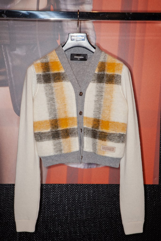 Fotoservizio/FW 20-21/WOMEN/APPUNTAMENTO/DSQUARED2/DP2/14