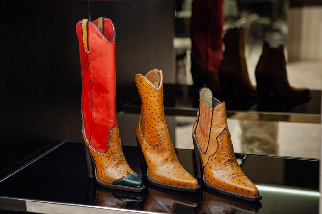 Fotoservizio/FW 20-21/WOMEN/APPUNTAMENTO/DSQUARED2/DP2/68
