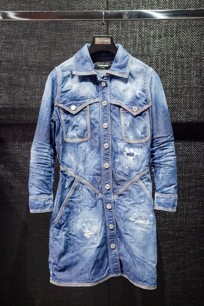 Fotoservizio/FW 20-21/WOMEN/APPUNTAMENTO/DSQUARED2/DP2/61