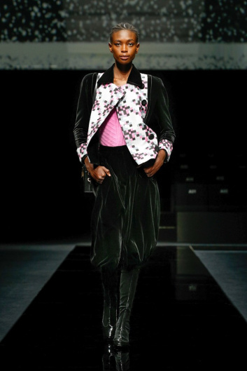 Fotoservizio/FW 20-21/WOMEN/SFILATA/GIORGIO ARMANI/DP2/19