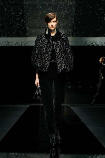 Fotoservizio/FW 20-21/WOMEN/SFILATA/GIORGIO ARMANI/DP2/30
