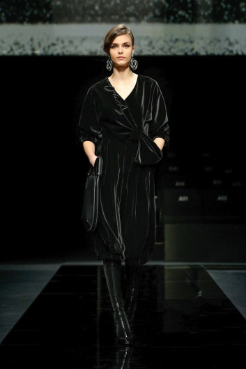 Fotoservizio/FW 20-21/WOMEN/SFILATA/GIORGIO ARMANI/DP2/18