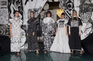 Fotoservizio/SS 2020/WOMEN/PRESENTAZIONE/MELAMPO CORSO COMO 10/DP2/15
