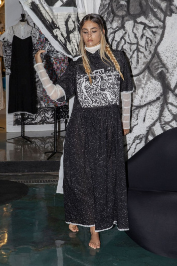 Fotoservizio/SS 2020/WOMEN/PRESENTAZIONE/MELAMPO CORSO COMO 10/DP2/7