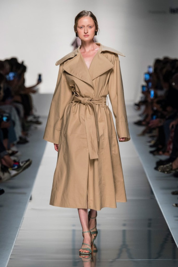 Fotoservizio/SS 2020/WOMEN/EVENTO/NYNNE/DP2/4