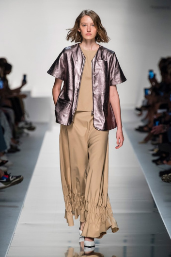 Fotoservizio/SS 2020/WOMEN/EVENTO/NYNNE/DP2/5