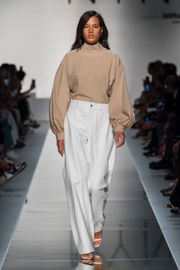 Fotoservizio/SS 2020/WOMEN/EVENTO/NYNNE/DP2/2