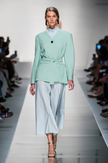 Fotoservizio/SS 2020/WOMEN/EVENTO/NYNNE/DP2/14