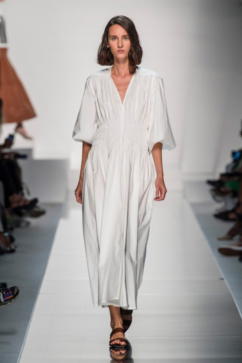 Fotoservizio/SS 2020/WOMEN/EVENTO/NYNNE/DP2/18