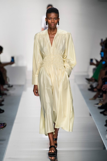 Fotoservizio/SS 2020/WOMEN/EVENTO/NYNNE/DP2/28