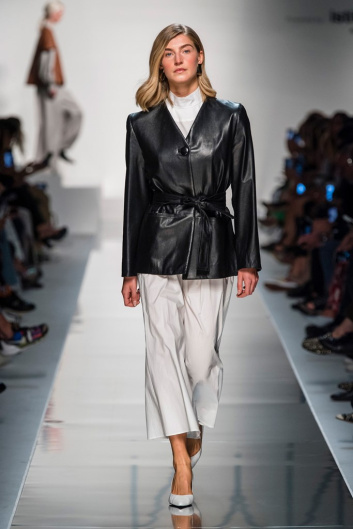 Fotoservizio/SS 2020/WOMEN/EVENTO/NYNNE/DP2/20