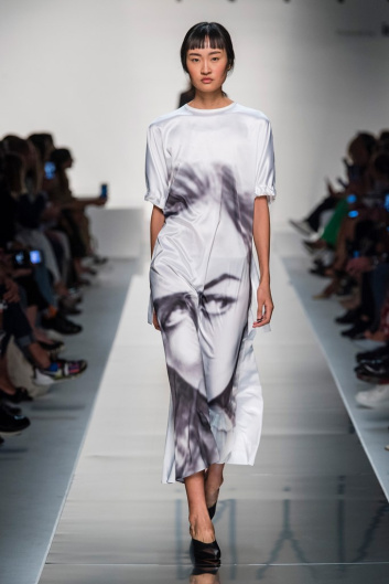 Fotoservizio/SS 2020/WOMEN/EVENTO/NYNNE/DP2/29